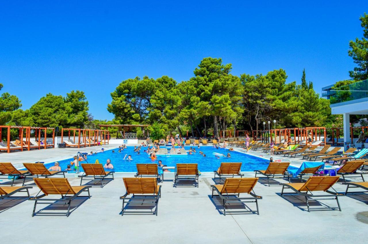 Hotel Croatia Camp Premium Vodice Exterior foto