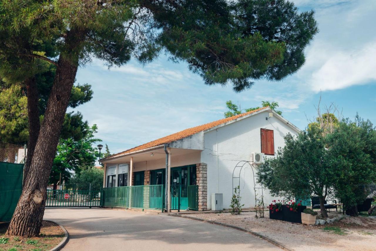 Hotel Croatia Camp Premium Vodice Exterior foto